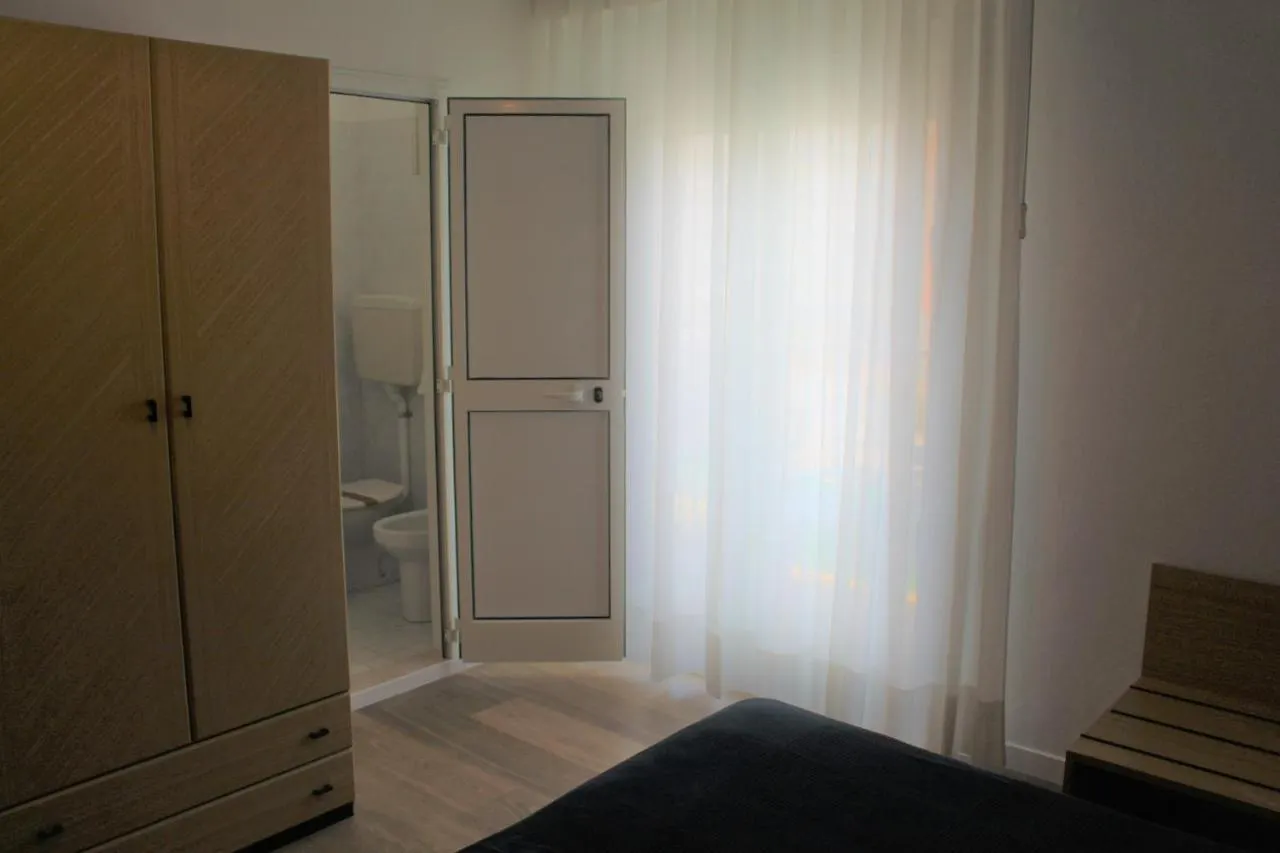 Hotel Palme Park & Beach Included Lido di Jesolo 3*,  Italy