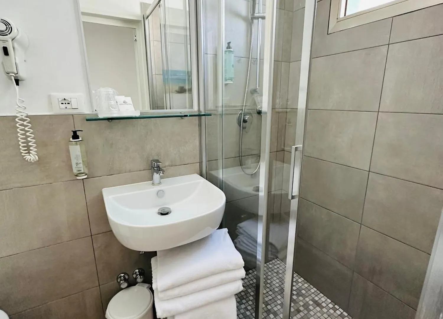 Hotel Palme Park & Beach Included ليدو دي يسولو 3*,